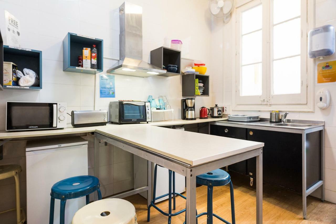 Casa Barcelo Hostal Barcelona